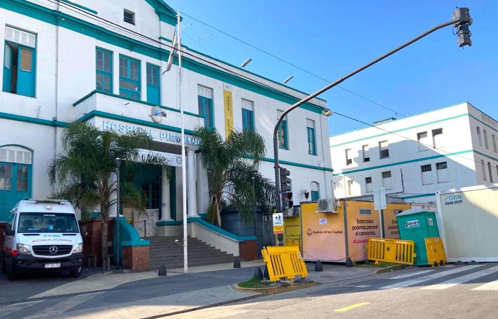 El exjefe de la barra de Excursionistas fue baleado y trasladado al Hospital Pirovano