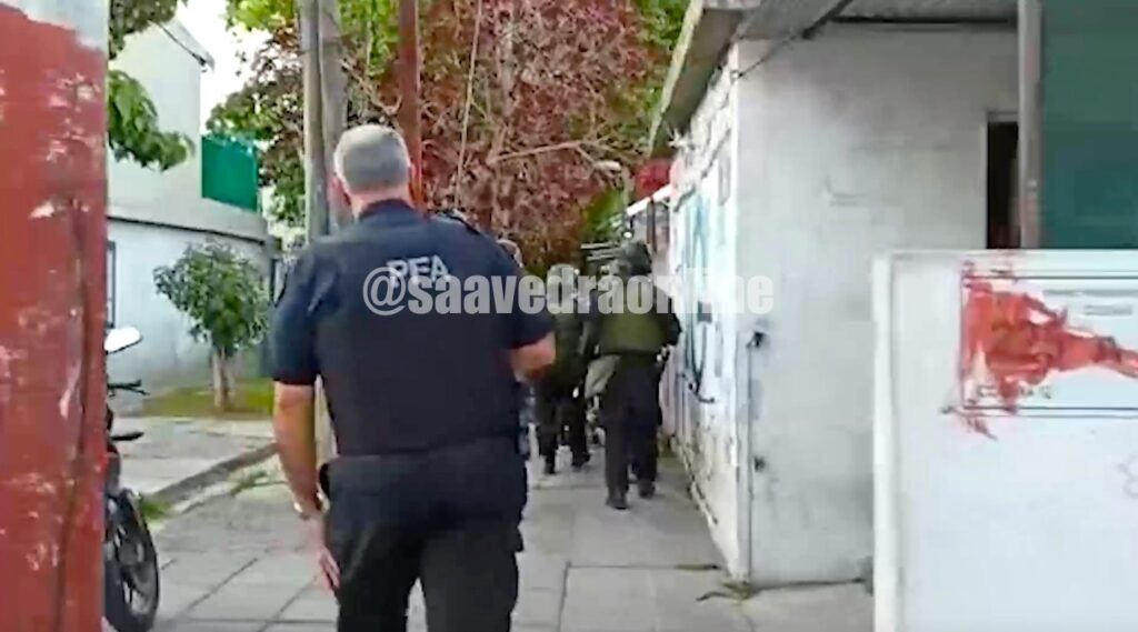 Barrio Mitre: detuvieron a tres hombres acusados de agredir a la Policía