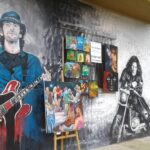 Quesada y Plaza: la Esquina del Rock de la Comuna 12 suma exposiciones de cuadros los fines de semana