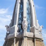 La Confitería El Molino ya recuperó a los leones alados de su cúpula