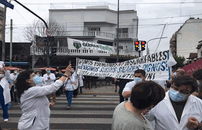 Los médicos del hospital Santojanni se movilizaron por la Comuna 9