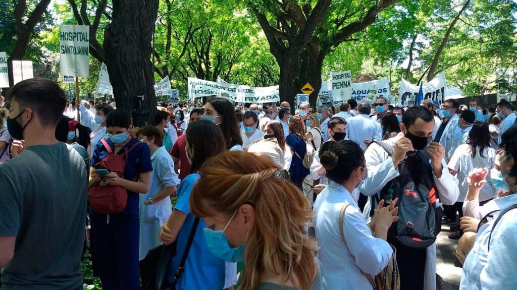 Murió el jefe de obstetricia del Ramos Mejía mientras participaba de una protesta por mejoras salariales