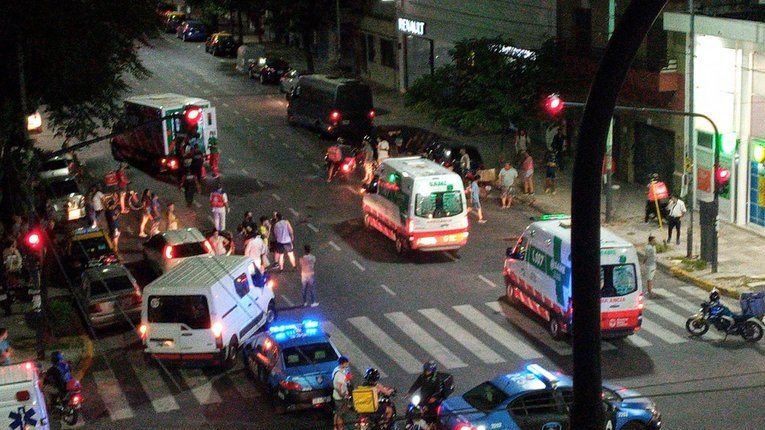 Flores: un nene de cinco años murió atropellado, su madre está grave y el conductor se dio a la fuga