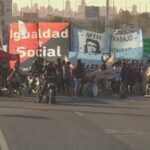 Tras 21 horas de corte, movimientos sociales levantaron las protestas en el Puente La Noria