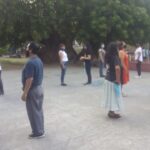 Clases de folclore en la Plaza Velasco Ibarra: “La gente está chocha de volver a bailar”