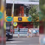 Saltaron los cristales de un local de Monroe y Triunvirato