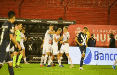 Huracán lo dio vuelta y Parque Patricios fue una fiesta