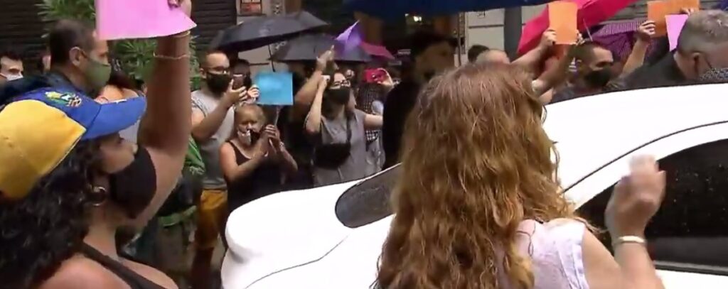 Balvanera: protesta de familiares y amigos de la joven que denunció que fue violada en el trabajo