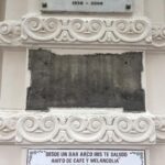 Hurtaron la placa fundamental del Café Tortoni: “El dolor que nos provoca es inmenso”