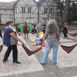 Se cumplieron 22 años de los encuentros de danzas circulares