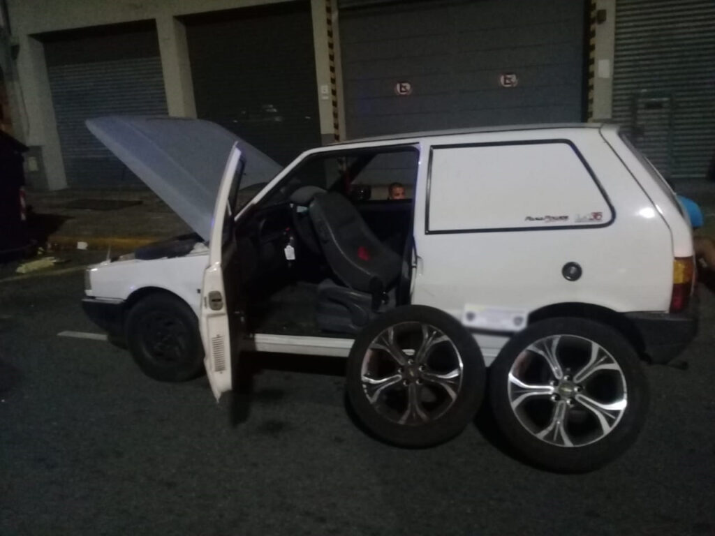 Dos roba ruedas “reincidentes” en Villa Urquiza