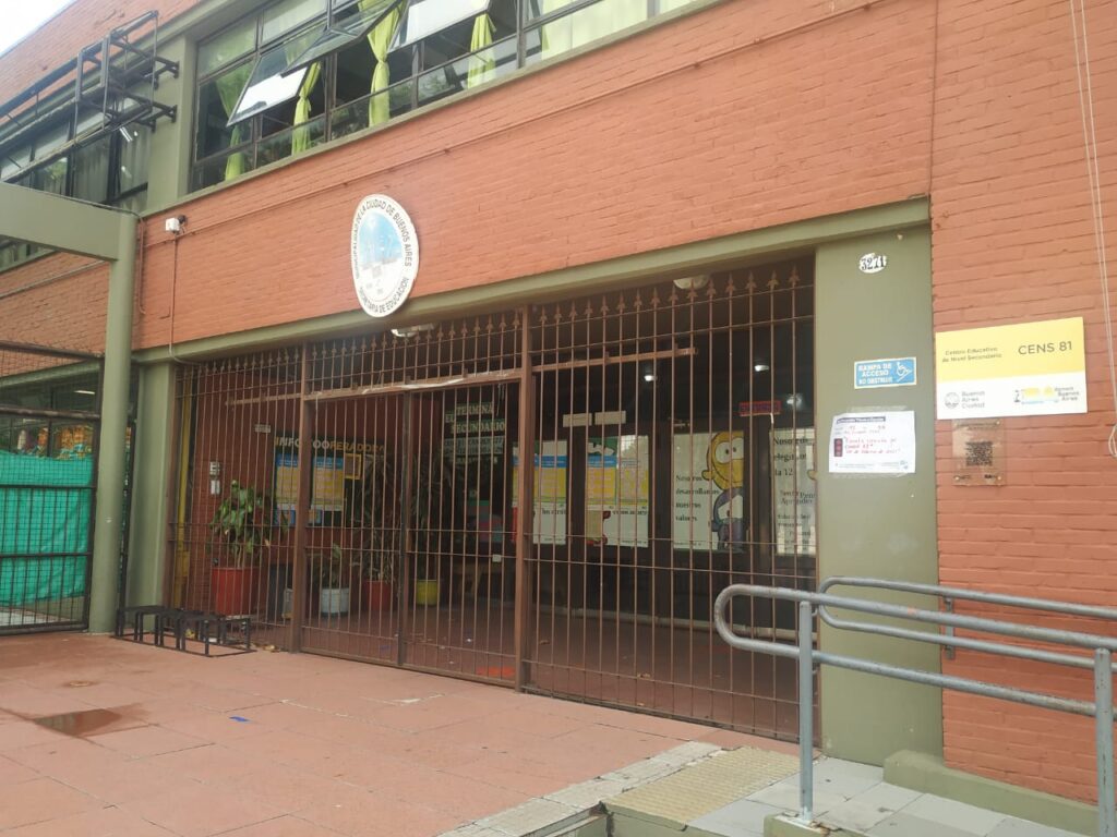 Núñez: la primaria Rodolfo Senet continúa cerrada y esperan los resultados de los testeos