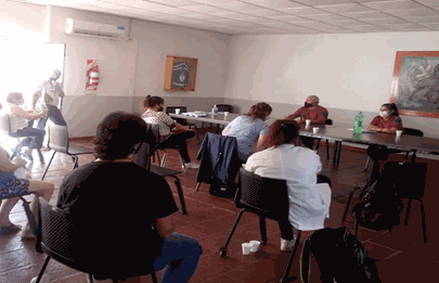 Los vecinos continúan discutiendo por la seguridad en el barrio Los Perales