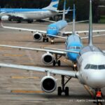 Por nuevas cepas, suspenden desde el sábado los vuelos de Brasil, Chile y México