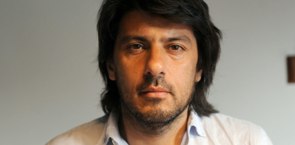 “La noche de Saavedra no es generosa en luces”:  inquietante relato sobre la amistad en un momento límite