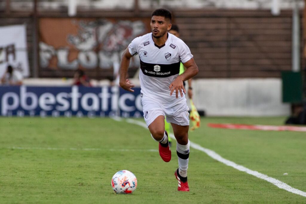 Platense: Nicolás Zalazar y Franco Baldassarra, positivos de Covid-19