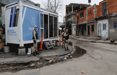 La Policía de la Ciudad comienza a controlar los barrios Zavaleta y Villa 21/24