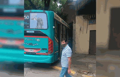 Por accidente un colectivo y una furgoneta terminaron dentro de un comercio en Mataderos