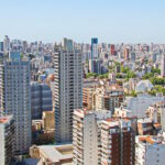 El valor del metro cuadrado en dólares cayó hasta 15% en la mayor parte de CABA