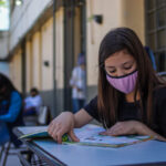 En un mes de clases hubo 1.200 contagios y Ciudad estudia flexibilizar protocolos