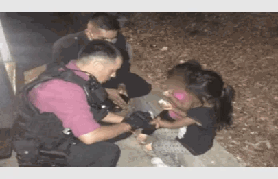 Abandonan a dos niñas sobre Avda. General Paz en Liniers