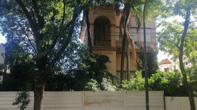 Vecinos de Núñez se oponen a la demolición de Qui si sana, una casa construida en 1908