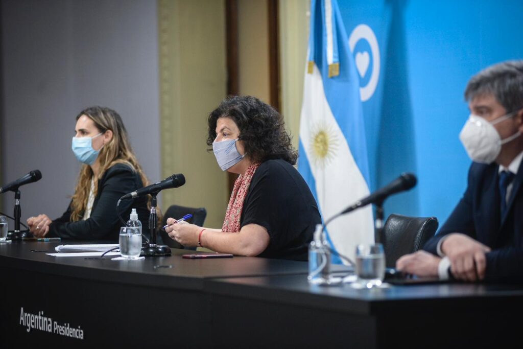 Vizzotti dijo que es el “peor momento” de la pandemia y se debe reducir la circulación en el AMBA