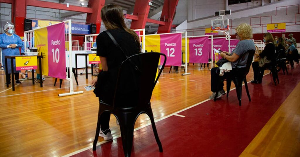 COVID-19: comenzó el empadronamiento de los mayores de 60 años