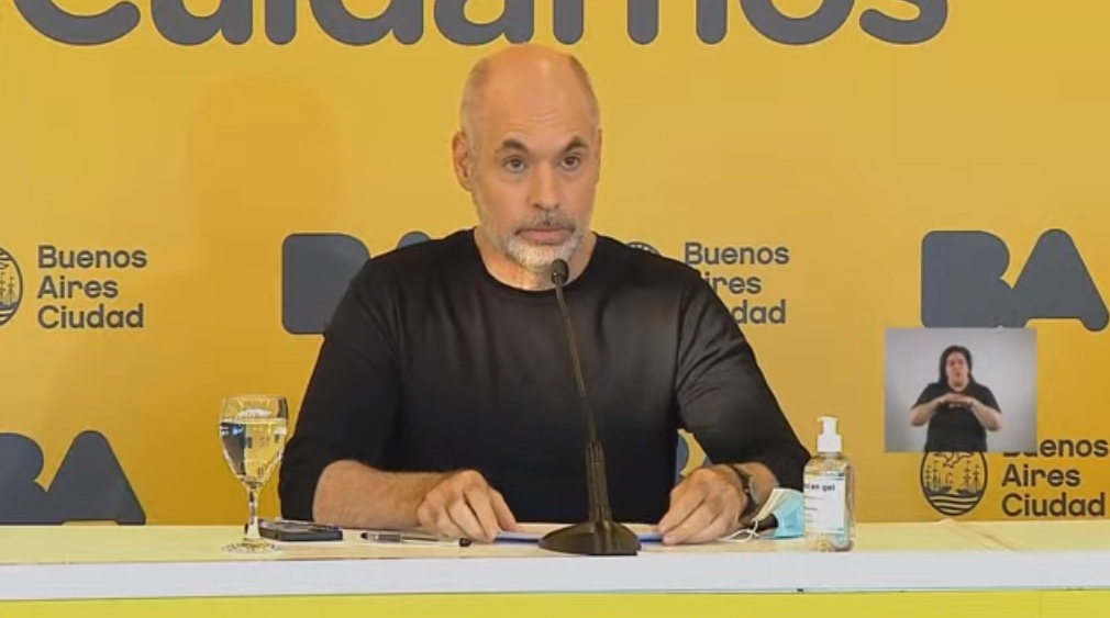 Restricciones en CABA: presencialidad solo para los más chicos, home office de profesionales y suspensión en grandes construcciones