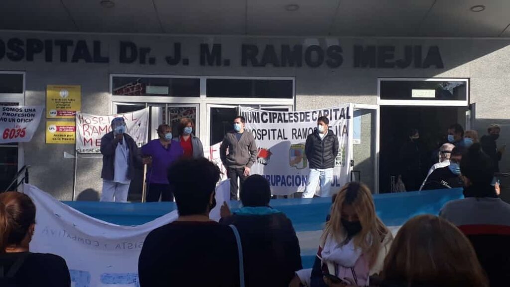 Radio abierta de los trabajadores del Ramos Mejía por mejoras laborales y salariales