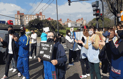 Semaforazo docente en Dellepiane y Escalada