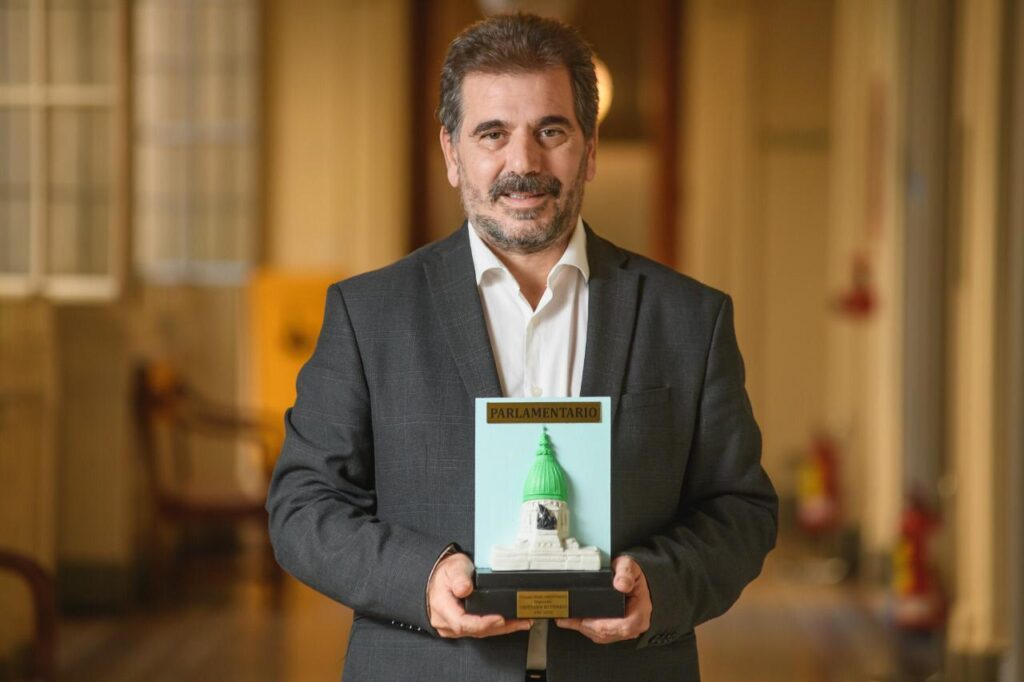 Cristian Ritondo recibió el Premio Parlamentario a mejor diputado nacional