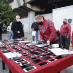 El GCBA y la policía devuelven celulares robados a sus dueños