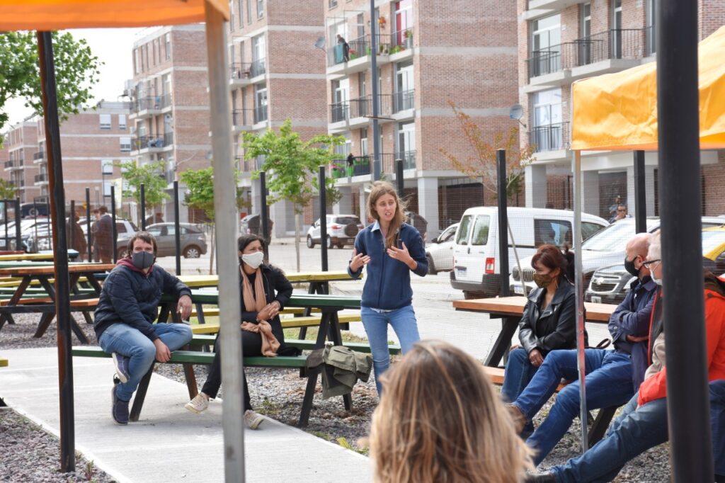 Cooperativas barriales porteñas y empresas B realizaron una ronda de negocios