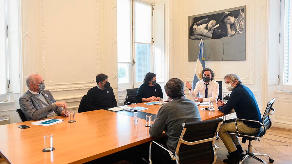 Fines de semana de confinamiento y secundaria virtual, las alternativas que estudia CABA