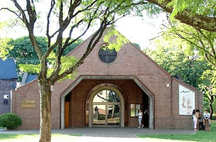 Una parroquia de Villa Pueyrredón convoca a una “parrillada solidaria” este domingo