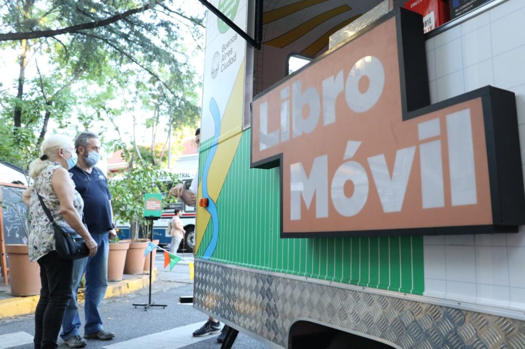 Regresa el Libro Móvil y el domingo estará en el Parque Saavedra