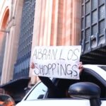 Protesta frente al Abasto shopping para que los centros comerciales reabran con protocolos