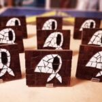 Villa Pueyrredón: donaron un mosaico del Pañuelo Blanco de las Madres al teatro El Alambique