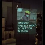 Por el Día Mundial del Reciclaje, proyectaron imágenes alusivas en un edificio de la calle Plaza