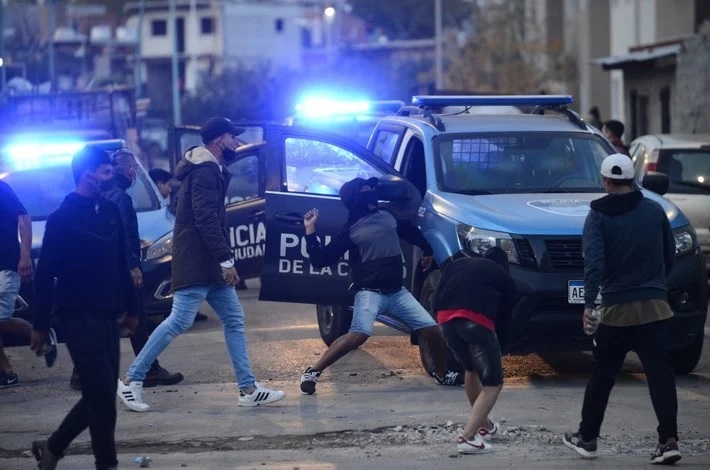 Villa Lugano: tras las protestas e incidentes detuvieron a cuatro personas acusadas de narcomenudeo