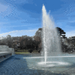 Tareas de restauración de la fuente de Parque Chacabuco