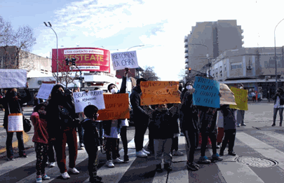 Denuncian obras inconclusas en escuela de Mataderos