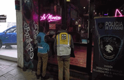 Fiesta clandestina con más de 100 personas en un bar de Barracas