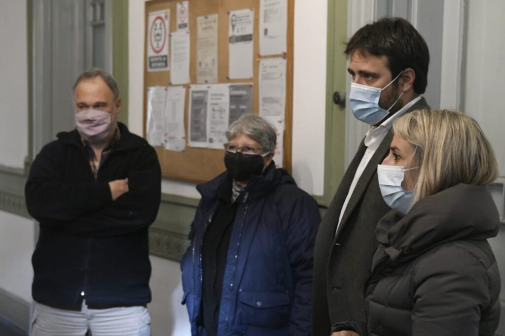 Los legisladores Ferrero y Reyes visitaron la Casa Viacava de Almagro