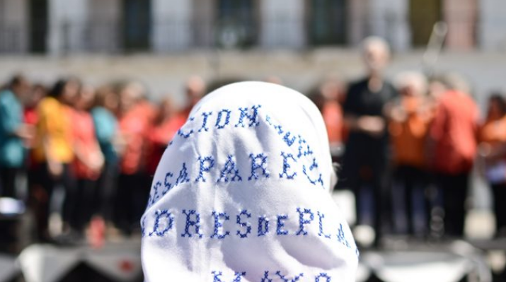 La calle Zuviría de Retiro cambia de nombre para homenajear a una integrante de las Madres de Plaza de Mayo