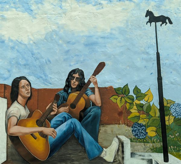 Piden declarar de interés cultural al mural en homenaje a Sui Generis de Caballito