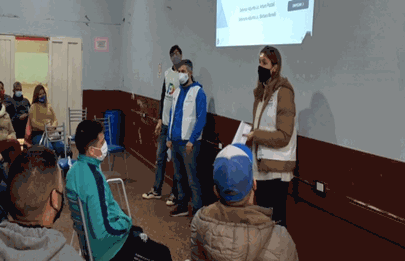 Brindan capacitación sobre inclusión financiera en el Centro Cildañez Comunitario