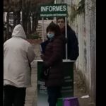 Polémica por un stand antiaborto instalado al lado del CeSAC 27 de Saavedra
