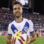 Vélez Sarsfield le gana a Boca Juniors la licitación por Bouzat